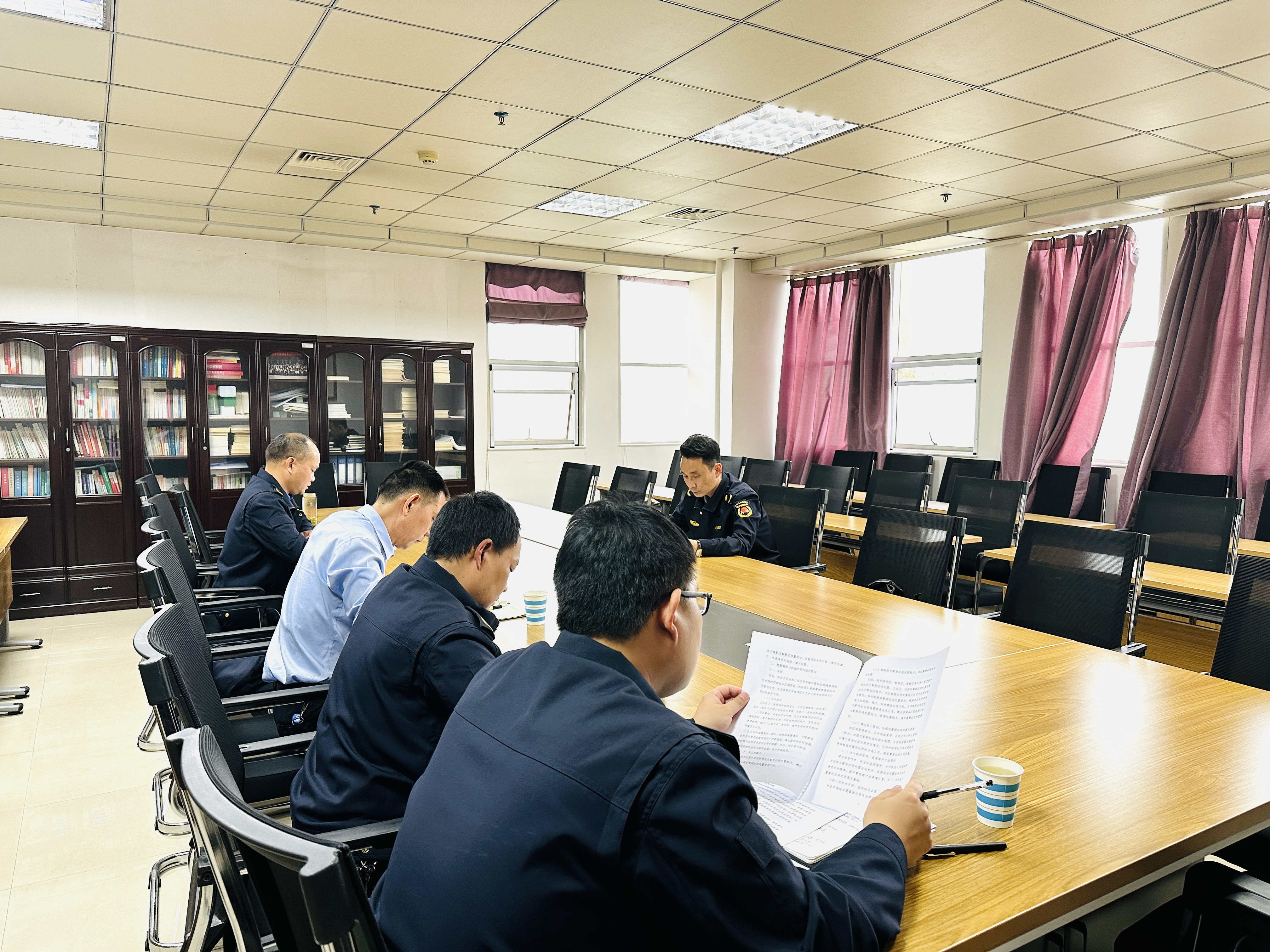 158506307.jpg 158506307.jpg