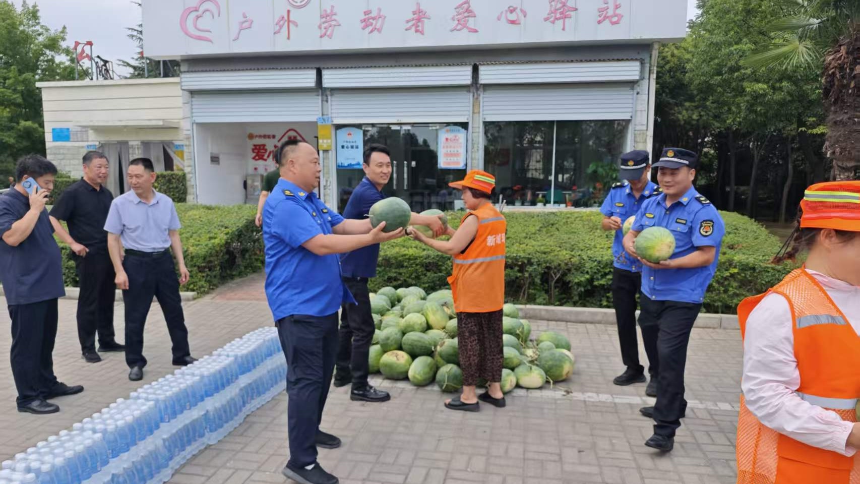 图片3.jpg 图片3.jpg
